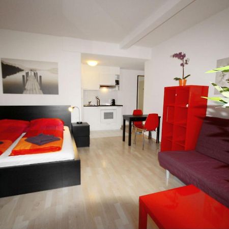 Hitrental Stauffacher Apartments Цюрих Экстерьер фото