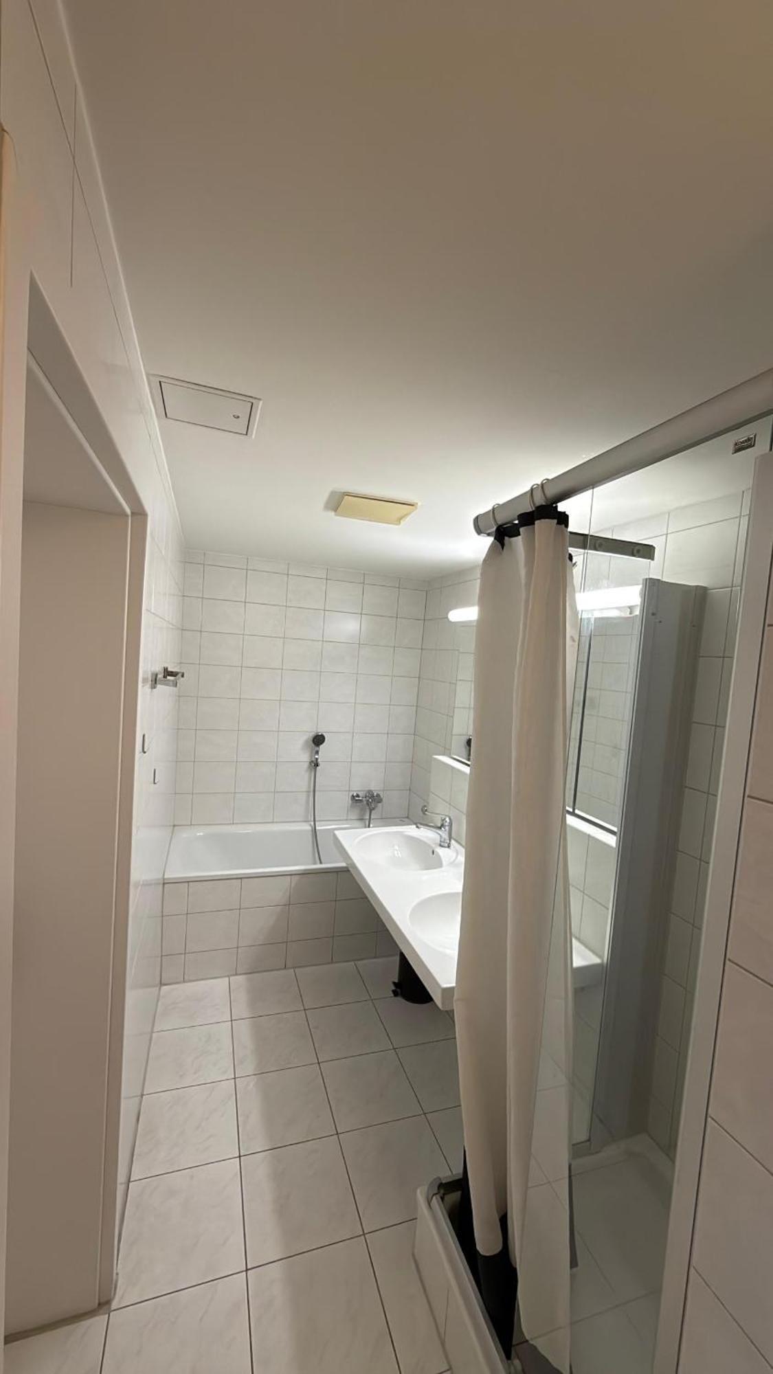 Hitrental Stauffacher Apartments Цюрих Экстерьер фото